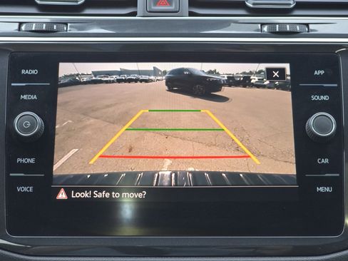 Certified 2024 Volkswagen Tiguan SE R-Line AWD/4WD image 26