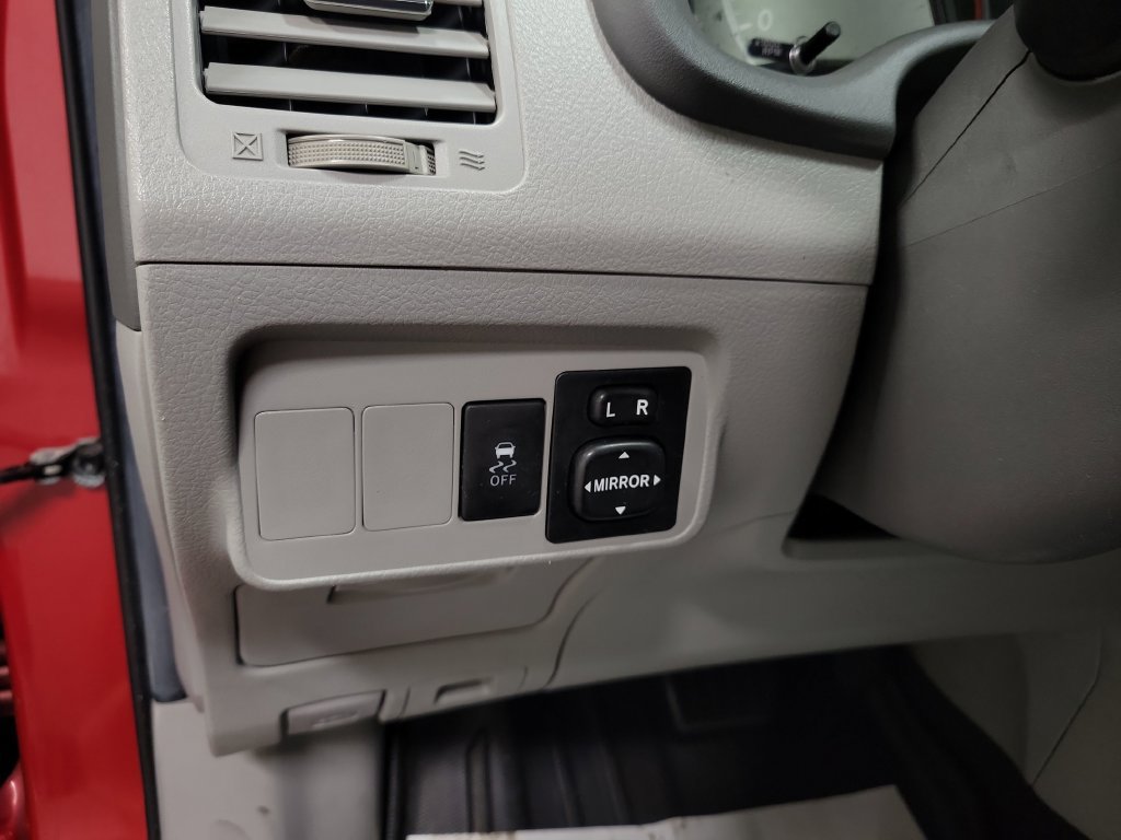 Used 2010 Toyota Corolla LE FWD image 22