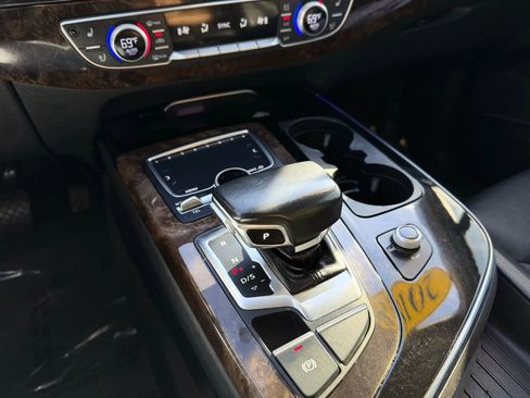 Used 2018 Audi Q7 3.0T Prestige w/ Prestige Package image 50