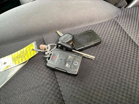 Used 2015 GMC Sierra 2500 SLE image 10