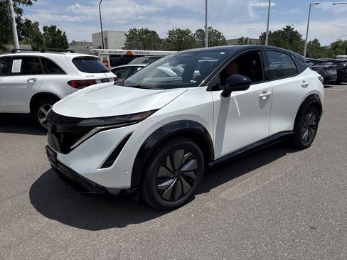 Certified 2024 Nissan Ariya AWD image 3