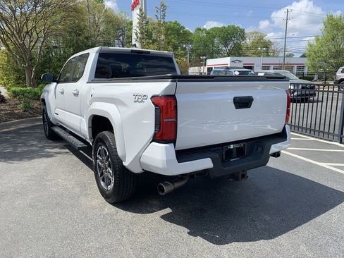 Certified 2025 Toyota Tacoma TRD Sport image 6