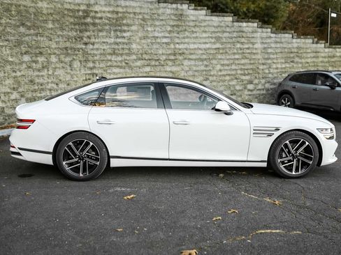 New 2026 Genesis G80 2.5T Advanced image 3