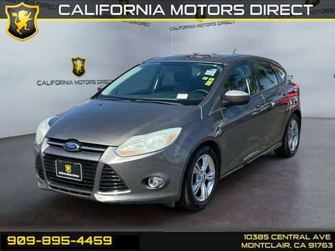 Used 2012 Ford Focus SE FWD image 1