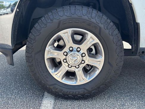 Used 2024 RAM 2500 Big Horn AWD/4WD image 8