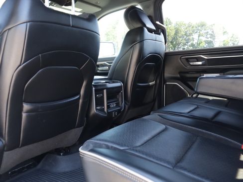 Used 2023 RAM 1500 Laramie AWD/4WD image 13