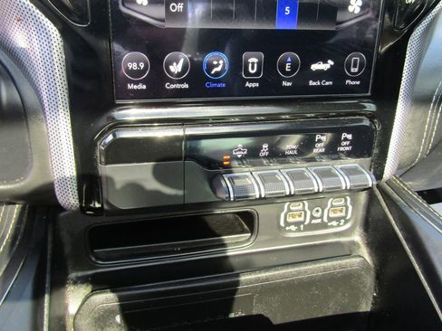 Used 2020 RAM 1500 Limited AWD/4WD image 25