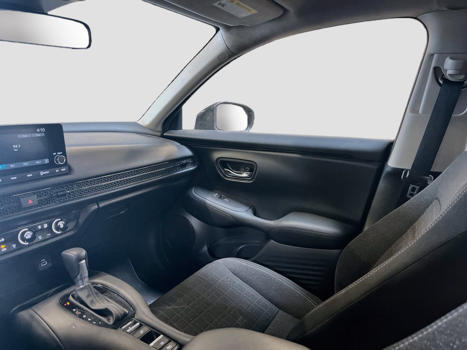 Used 2025 Honda HR-V LX image 21