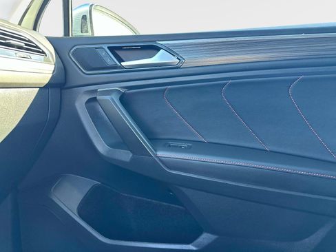 Certified 2024 Volkswagen Tiguan Wolfsburg Edition image 21