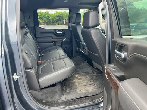 Used 2021 GMC Sierra 1500 SLT w/ SLT Convenience Package AWD/4WD image 11