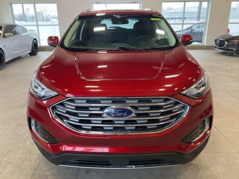 Used 2019 Ford Edge Titanium w/ Cold Weather Package image 2