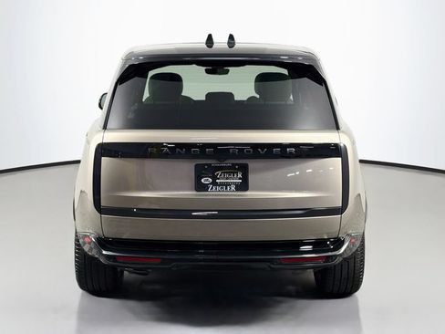 Used 2025 Land Rover Range Rover SE AWD/4WD image 6