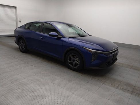 Used 2025 Kia K4 FWD image 11