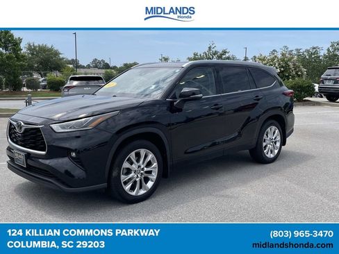 Used 2021 Toyota Highlander Limited AWD/4WD image 3