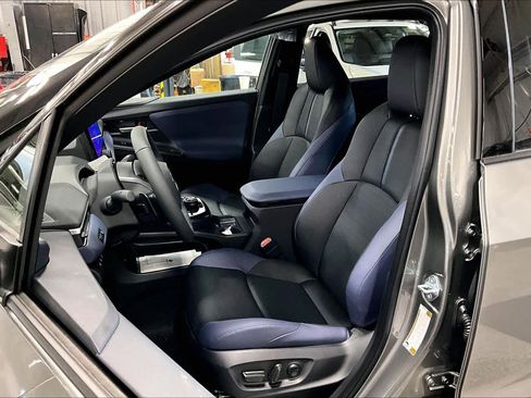 New 2026 Subaru Solterra Touring XT image 9