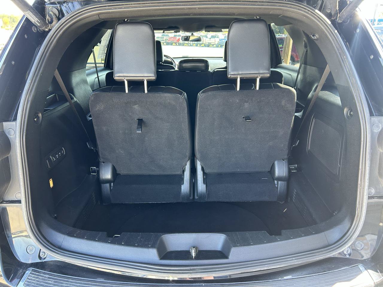 Used 2018 Ford Explorer Limited AWD/4WD image 18