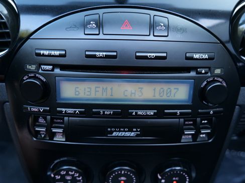 Used 2008 MAZDA MX-5 Miata Grand Touring w/ Premium Pkg image 24