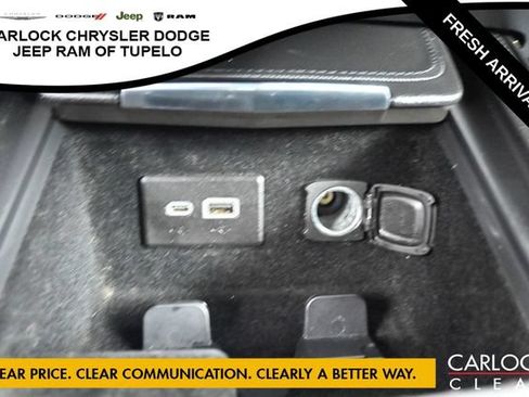 Used 2020 Cadillac XT4 Sport w/ Driver Awareness Package FWD image 17