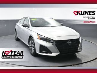 Used 2024 Nissan Altima 2.5 SV FWD video 1
