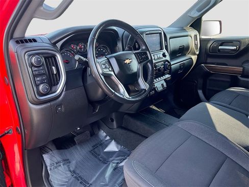 Used 2021 Chevrolet Silverado 1500 RST image 9