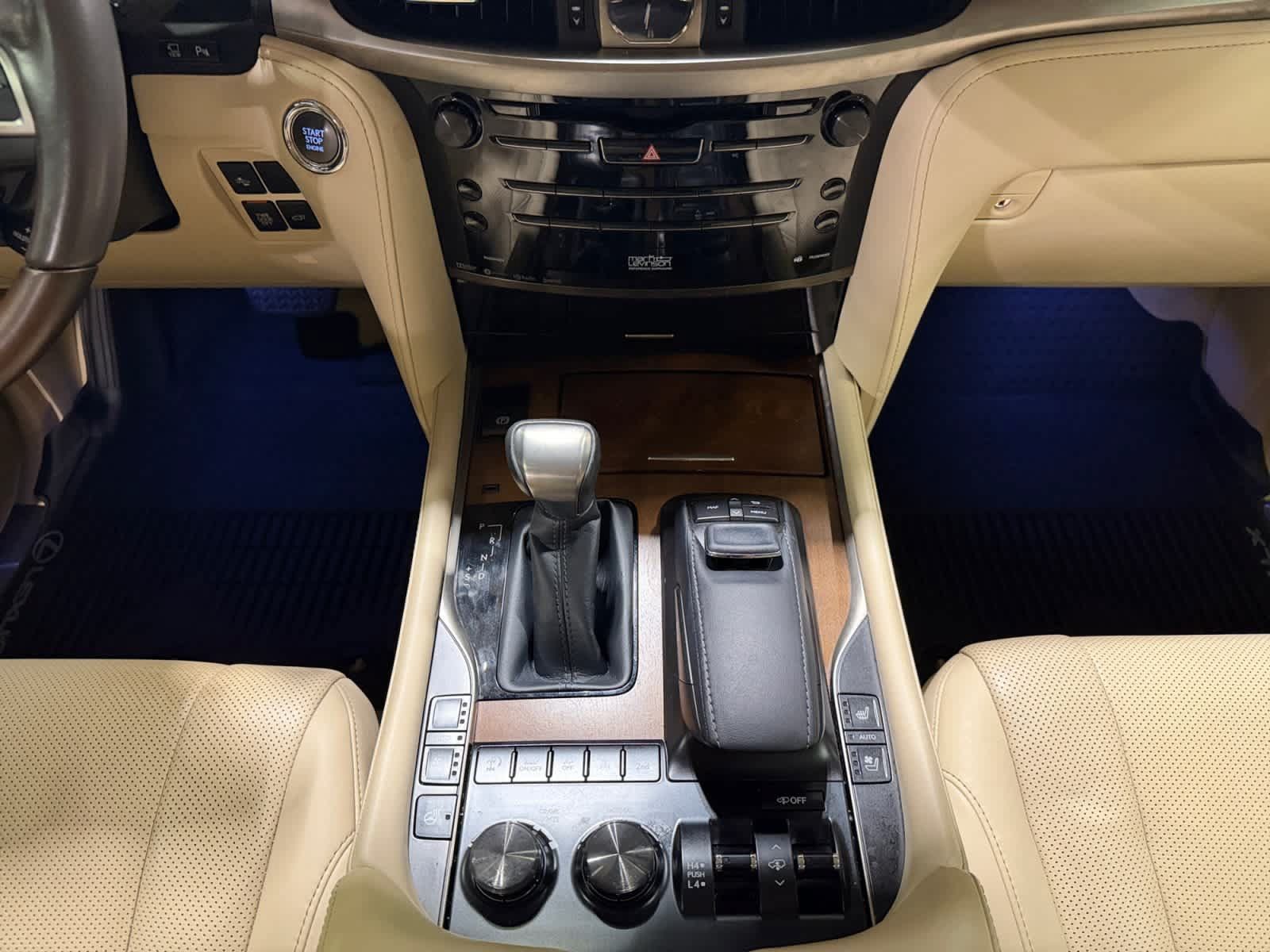 Used 2018 Lexus LX 570 4WD w/ Luxury Package image 12