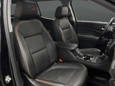 Used 2022 GMC Acadia AT4 w/ Technology Package AWD/4WD image 25