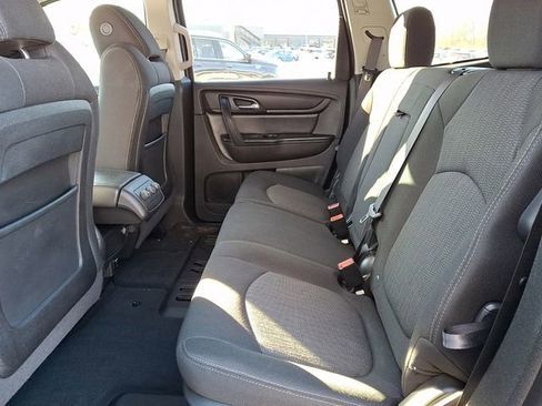 Used 2016 Chevrolet Traverse LT w/ Style and Technology Package image 10