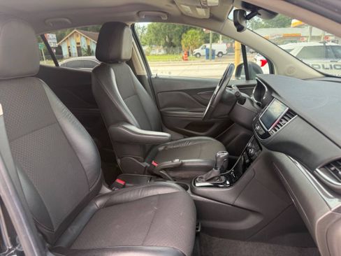 Used 2017 Buick Encore Preferred FWD image 7