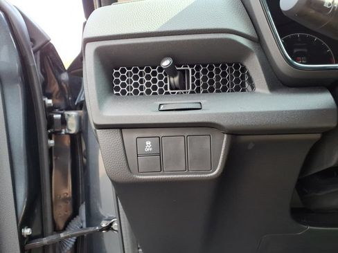 Certified 2024 Honda CR-V EX image 18