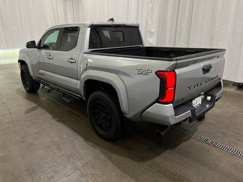 Certified 2024 Toyota Tacoma TRD Sport w/ TRD Sport Premium Package AWD/4WD image 6