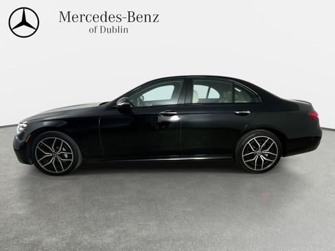 Used 2023 Mercedes-Benz E 350 4MATIC Sedan image 5