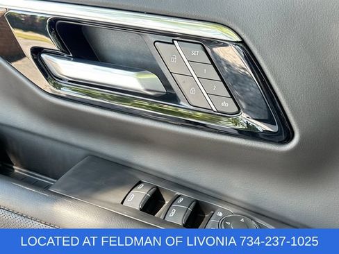 Certified 2025 Chevrolet Tahoe High Country AWD/4WD image 24