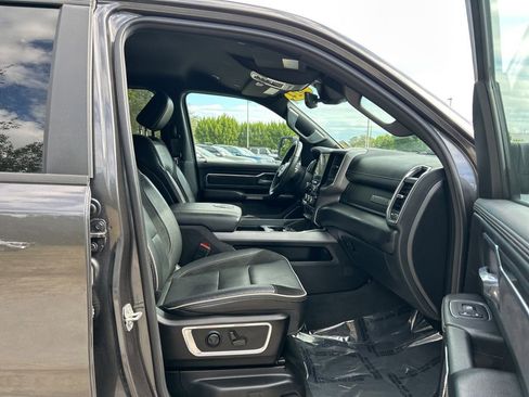 Used 2024 RAM 1500 Laramie image 32