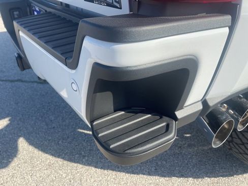 New 2024 Ford F250 XLT w/ XLT Premium Package image 8