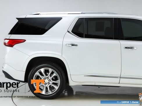 Used 2018 Chevrolet Traverse Premier AWD/4WD image 11