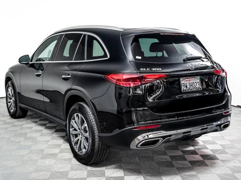 Certified 2026 Mercedes-Benz GLC 300 image 2