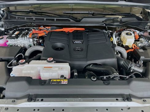 New 2026 Toyota Sequoia Platinum image 7