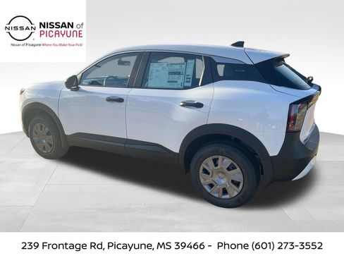 New 2026 Nissan Kicks S image 3