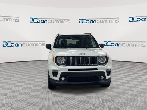 Used 2022 Jeep Renegade Latitude w/ Convenience Group image 3