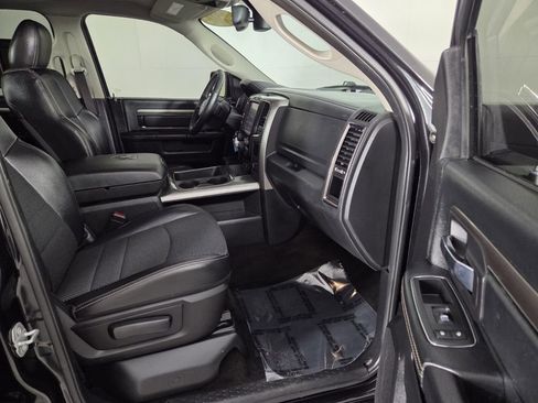 Used 2016 RAM 1500 Sport image 32