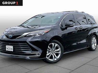 Used 2024 Toyota Sienna Platinum