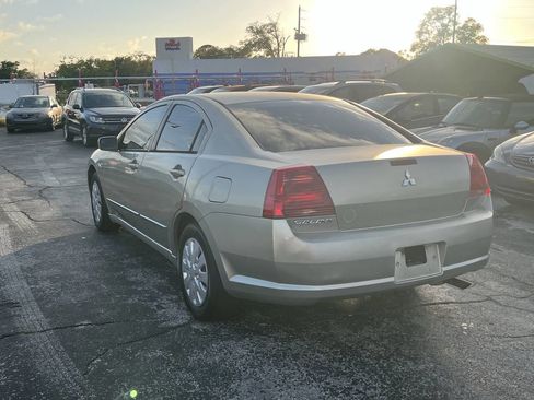 Used 2004 Mitsubishi Galant LS image 6