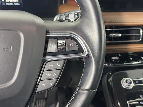 Used 2023 Lincoln Nautilus Reserve w/ Equipment Group 202A image 33