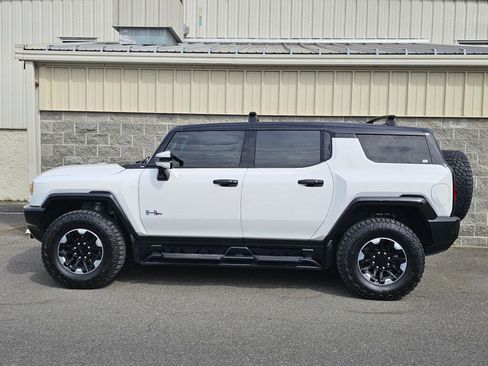 Used 2025 GMC Hummer EV 3X w/ Extreme Off-Road Package image 3