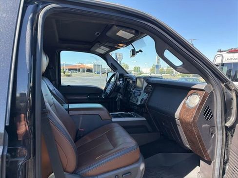 Used 2014 Ford F350 Platinum w/ Platinum Package AWD/4WD image 36