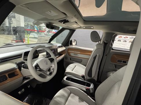 New 2025 Volkswagen ID. Buzz Pro S Plus image 25