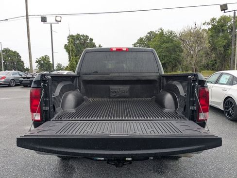 Used 2022 RAM 1500 Classic SLT image 12