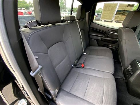 Used 2024 Chevrolet Colorado LT w/ LT Convenience Package image 19