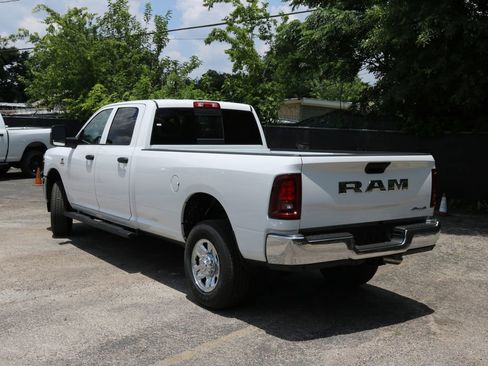 New 2026 RAM 2500 Tradesman AWD/4WD image 3