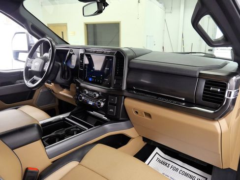 Used 2023 Ford F250 Lariat w/ Chrome Package AWD/4WD image 18